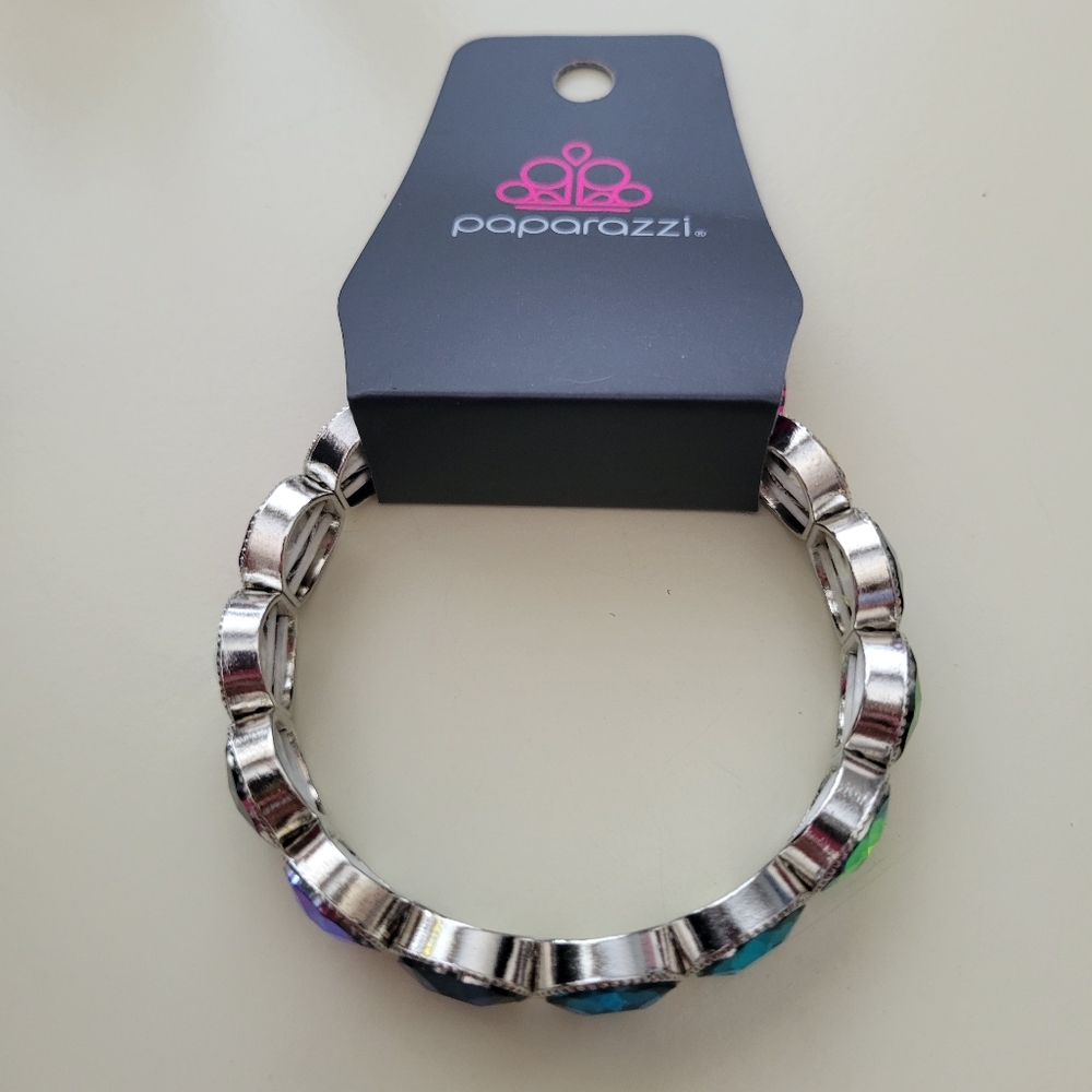 Paparazzi Mulicolor Faceted Gem Stretch Bracelet - Picture 3 of 3